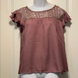 Forever 21 NWT pink cotton top with lace/ruffle